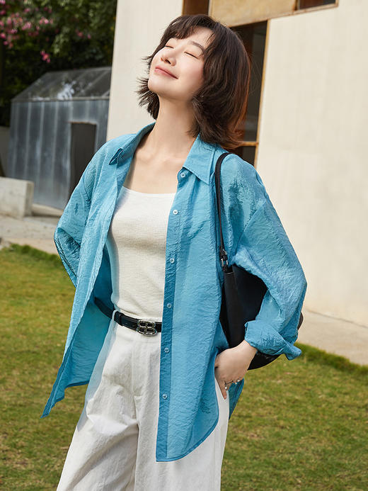 法式慵懒风湖蓝色天丝衬衫女 爱心刺绣翻领宽松长袖防晒衫 小个子通勤百搭上衣 商品图0
