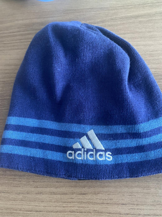 全新正品阿迪达斯和彪马冬帽68元三顶.款式颜色随机 商品图4