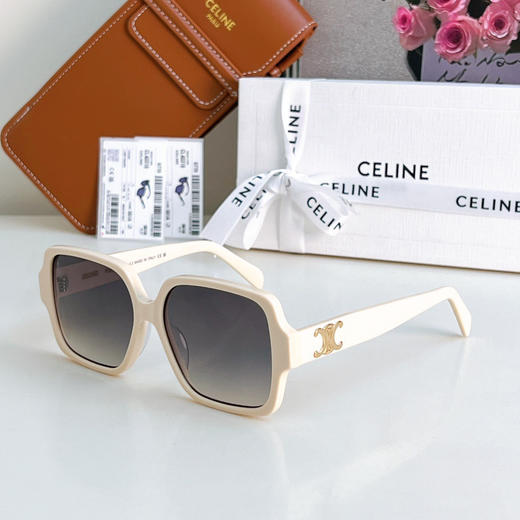 秋冬特惠💰320 赛琳眼镜 太阳镜
MOD:CL40316U
Size:60-15-135
高品质版本 商品图7