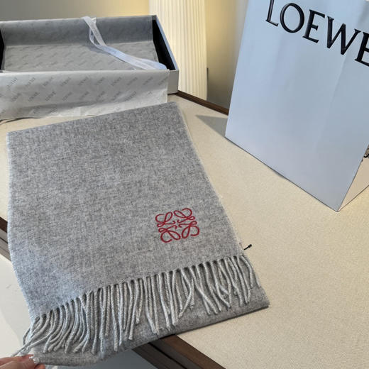 秋冬特惠💰300 罗意威️围巾 难得一见的温柔配色 商品图4