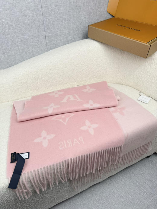 秋冬特惠💰300 LV围巾 霍思燕同款披肩围巾两用！ 商品图6