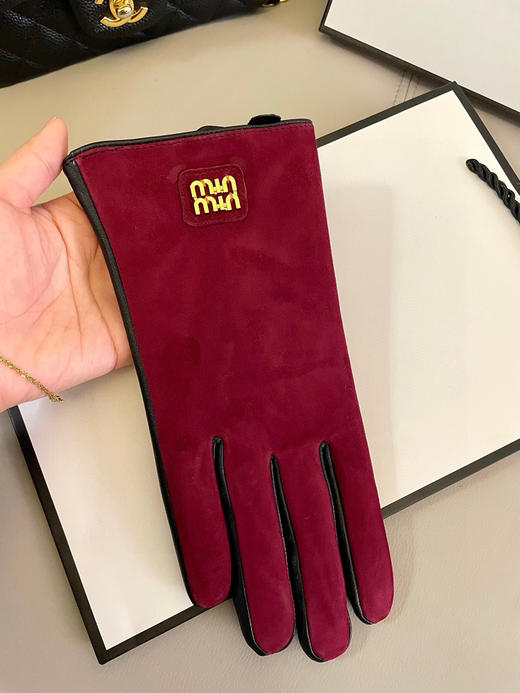 秋冬特惠💰240 缪缪女士新款手套 高档鹿茸皮搭配羊皮 商品图2