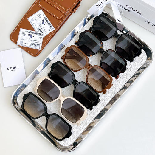 秋冬特惠💰320 赛琳眼镜 太阳镜
MOD:CL40316U
Size:60-15-135
高品质版本 商品图0