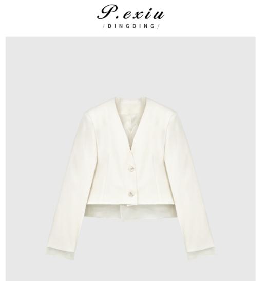 04-6潘依绣丁丁宠粉新款气质小香优雅短款V领拼接小西服上衣外套 商品图0