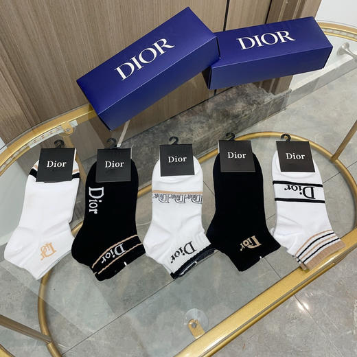 秋冬特惠💰130 迪家袜子【一盒五双】迪家ins风超火爆小单品 商品图7