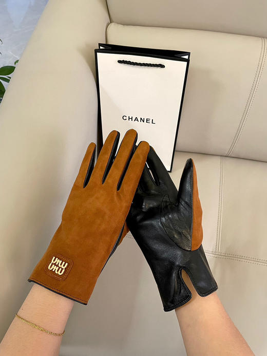 秋冬特惠💰240 缪缪女士新款手套 高档鹿茸皮搭配羊皮 商品图5