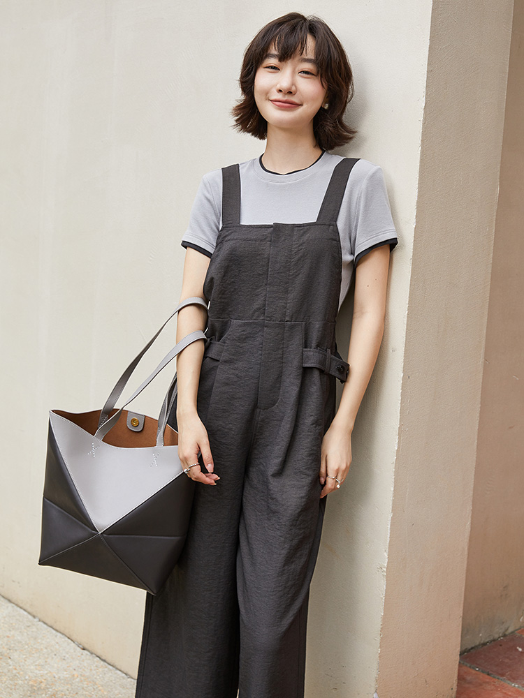 松弛感拉满！深棕色收腰系带阔腿背带裤 夏季宽松显瘦垂感休闲连体裤