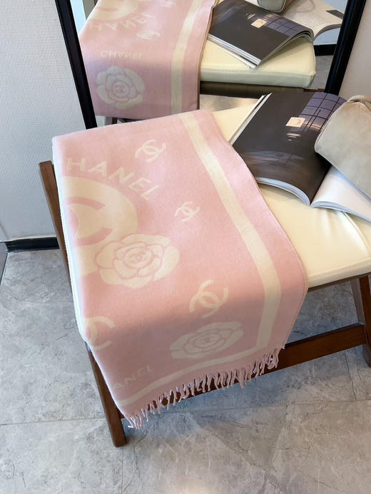 秋冬特惠💰150 香奈儿围巾 难得一见的单品 商品图4