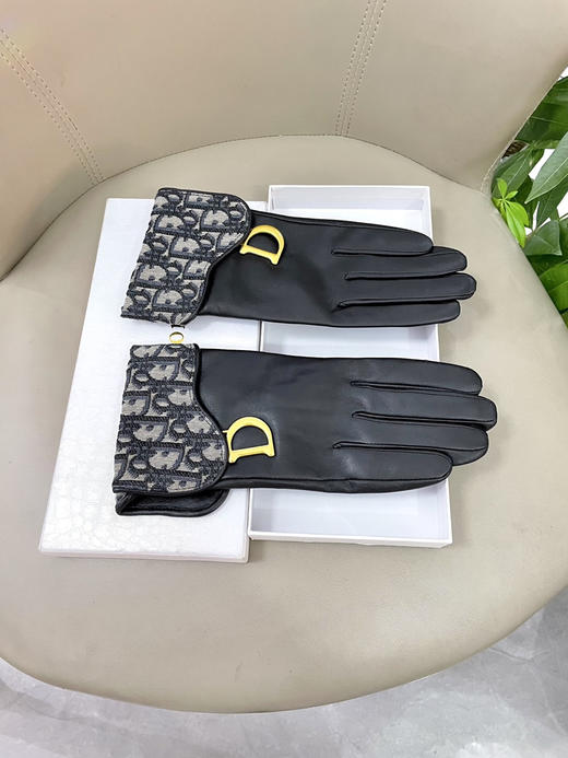 秋冬特惠💰300 迪家手套 专柜同步女士新款高档羊皮手套 商品图5