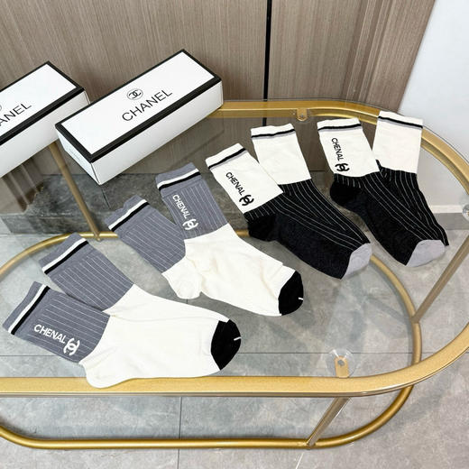 秋冬特惠💰170 香奈儿袜子【一盒四双】香奈儿 爆款中筒袜 高版本 商品图2