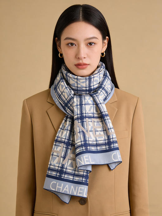 秋冬特惠💰450 香奈儿围巾 秋冬高级成衣系列～
【双面同色丝绒披肩】 商品图1