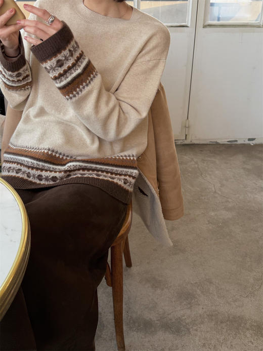 山羊绒+牦牛绒费尔岛提花圆领毛衣 商品图7
