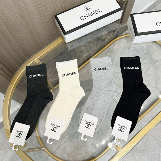 秋冬特惠💰150 香奈儿袜子【一盒四双】香奈儿高版本 商品图4