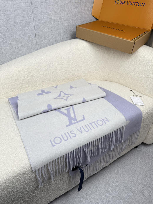 秋冬特惠💰300 LV围巾 霍思燕同款披肩围巾两用！ 商品图4