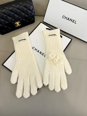 秋冬特惠💰180 香奈儿新款羊毛手套 手感更软细糯腻