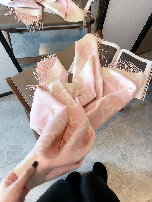 秋冬特惠💰150 古驰围巾 女神及日常都非常好搭配的款 商品图7