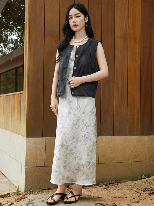 黑灰做旧牛仔马甲女 圆领无袖单排扣背心 复古宽松叠穿外搭坎肩 商品图1