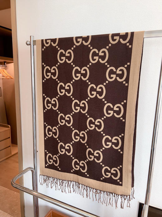 秋冬特惠💰150 古驰围巾 女神及日常都非常好搭配的款 商品图3