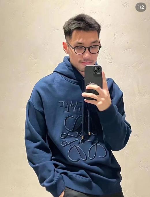 一店k （超重工刺绣🪡！）女孩子的快乐有多简单～给我买我喜欢的东西就好！错位刺绣高级得毫不费力！加绒刺绣字母logo情侣连帽卫衣 商品图9