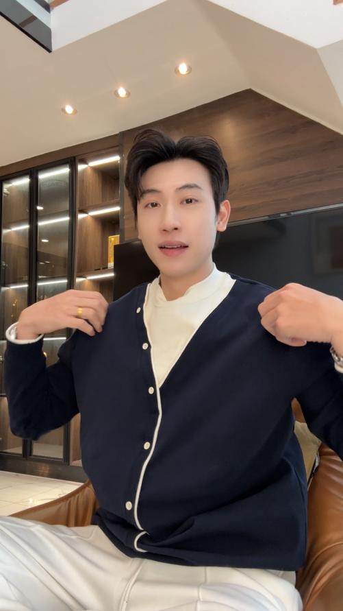 26WY30SDSA男士秋冬新款痞帅男装韩版简约撞色假两件圆领百搭宽松上衣 商品图0