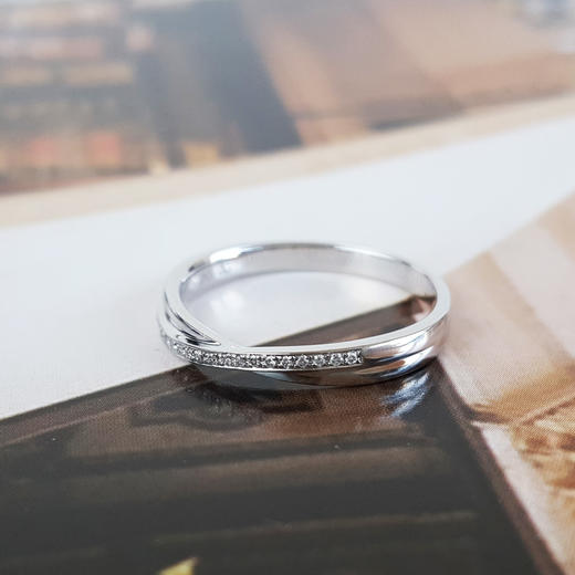 AU750白金时尚设计款X型排镶钻石戒指14号（戒圈可改）301225NJS35特价：2680 商品图3