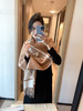 秋冬特惠💰150 香奈儿围巾 经典茶花优雅Coco风 商品缩略图1
