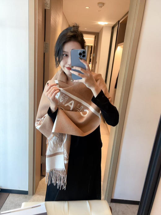 秋冬特惠💰150 香奈儿围巾 经典茶花优雅Coco风 商品图1