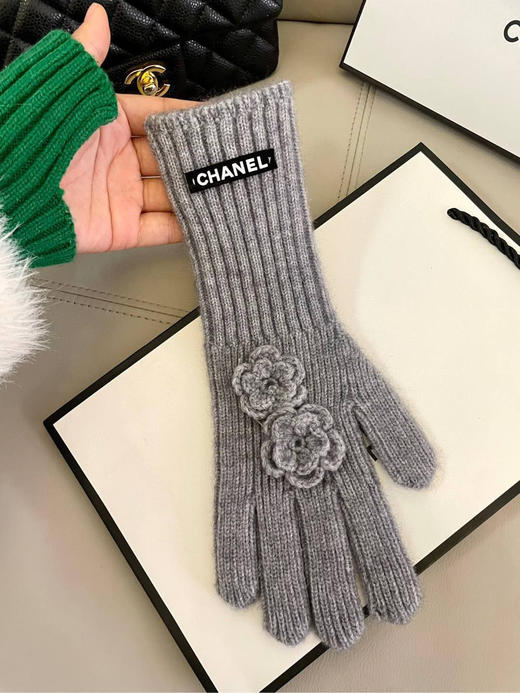 秋冬特惠💰180 香奈儿新款羊毛手套 手感更软细糯腻 商品图3