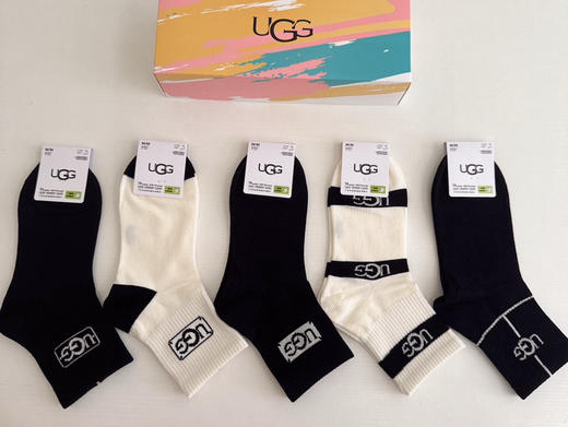 秋冬特惠💰130 UGG袜子 新品女款中筒袜子【一盒五双】纯棉材质，柔软舒适透气 商品图6