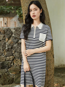 轻奢高级感条纹 Polo 领针织连衣裙女 黑白撞色半拉链口袋显瘦直筒 T 恤裙