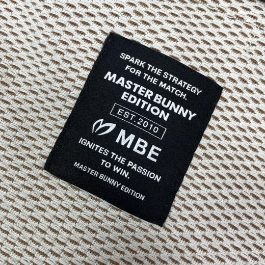 日单正品兔头女款高尔夫长袖体恤，只有卡其2码，黑色2码各几件。胸围94 商品图3