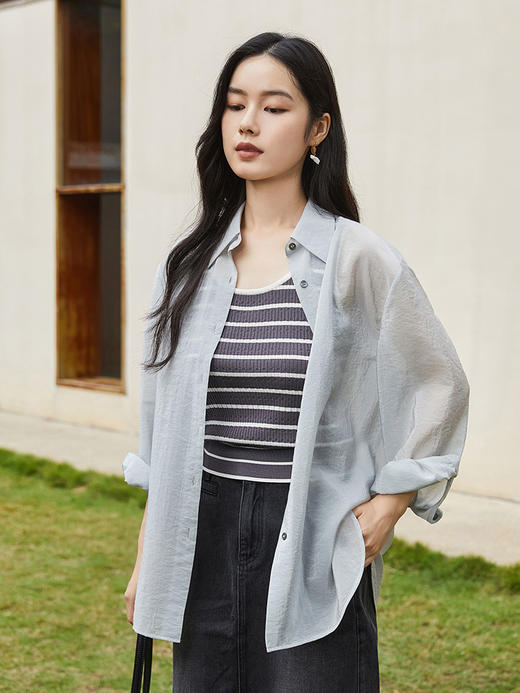 浅蓝褶皱肌理衬衫女 2026 春季新款宽松显瘦长袖衬衣 高级感垂坠气质上衣 商品图0