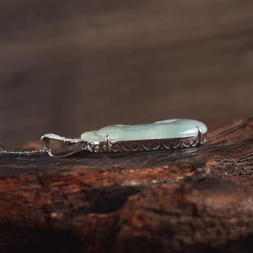 【天然正品】A货翡翠AU750白金镶钻镶天然冰种飘花如意造型翡翠（吉祥、平安）吊坠项链41.3*19.6*5.9MM（皆取最大值）281225NJS22 商品图6