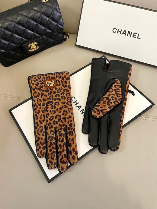 秋冬特惠💰240 缪缪女士新款手套 高档鹿茸皮搭配羊皮 商品图2