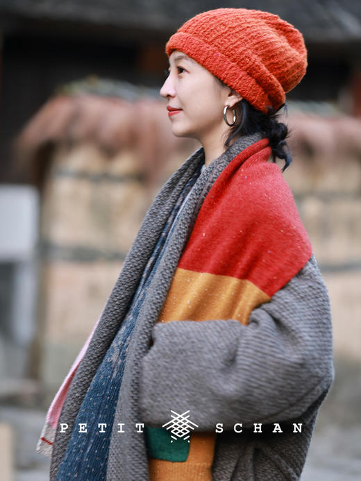 【满3380赠品，和田玉系列除外，无需加购和拍下】欢呼雀跃 绵羊毛拼色口袋围巾披肩 商品图2