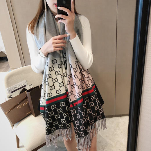 秋冬特惠💰150 古驰围巾 新款双面提花长须围巾 商品图2