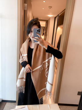 秋冬特惠💰150 香奈儿围巾 经典茶花优雅Coco风