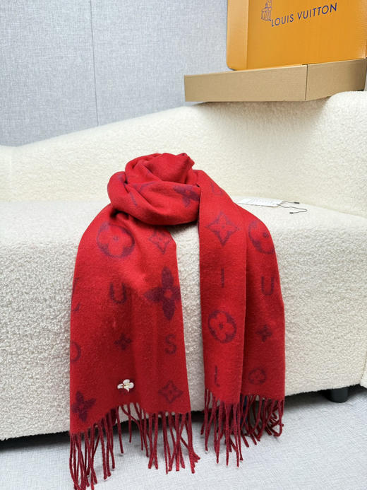 秋冬特惠💰300 LV围巾 2026马年新春刺绣纪念版。【双面羊毛围巾】 商品图8