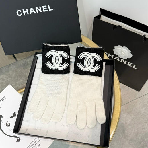 秋冬特惠💰220 爆款 香奈儿秋冬羊毛针织手套 纯色系列 商品图4