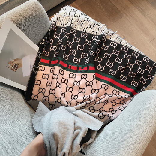 秋冬特惠💰150 古驰围巾 新款双面提花长须围巾 商品图1