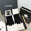 秋冬特惠💰220 爆款 香奈儿秋冬羊毛针织手套 纯色系列 商品缩略图3