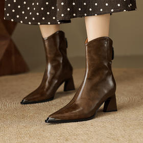 【预售5天】尖头粗跟真牛漆皮秋冬中短筒法式简约通勤时装高跟靴子YCJX&H-5168