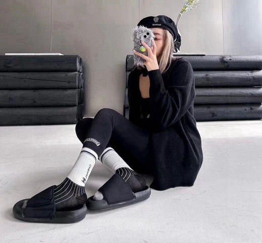 秋冬特惠💰170 香奈儿袜子【一盒四双】香奈儿 爆款中筒袜 高版本 商品图7