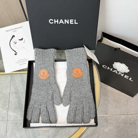 秋冬特惠💰180 蒙口爆款手套 M家专柜同步logo字母针织保暖手套