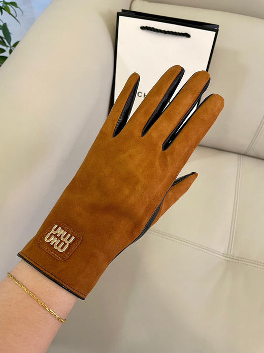 秋冬特惠💰240 缪缪女士新款手套 高档鹿茸皮搭配羊皮 商品图4
