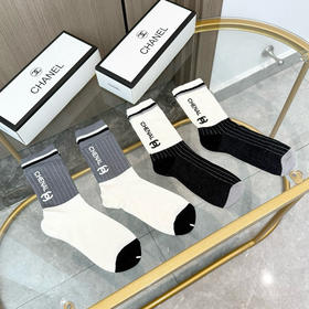 秋冬特惠💰170 香奈儿袜子【一盒四双】香奈儿 爆款中筒袜 高版本