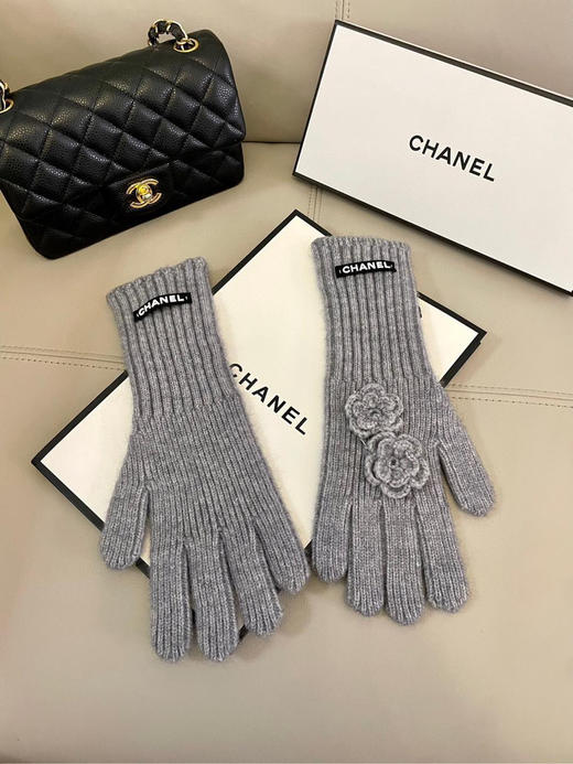 秋冬特惠💰180 香奈儿新款羊毛手套 手感更软细糯腻 商品图0