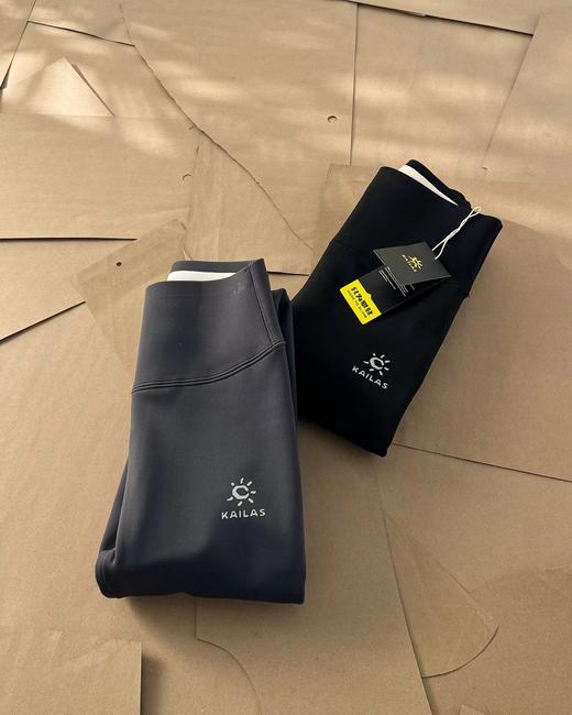 F011248女款厚抓绒裤中层保暖修身吸湿排汗户外运动瑜伽裤 商品图3