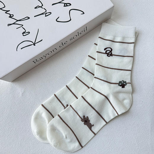 日系小狗基础-简约百搭女袜袜子-纪念日百货门店同款168693269 商品图1