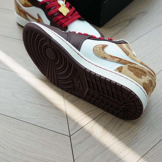 【秒杀价已调 直接拍】AIR JORDAN 1 LOW 1 马年限定 低帮复古篮球鞋 CNY新年款 商品图11